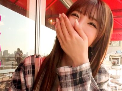 【ナンパしたギャル痴女】 Fカップ巨乳と美尻がエロすぎ！ 騎乗位で乱れるビッチなギャルに夢中♡