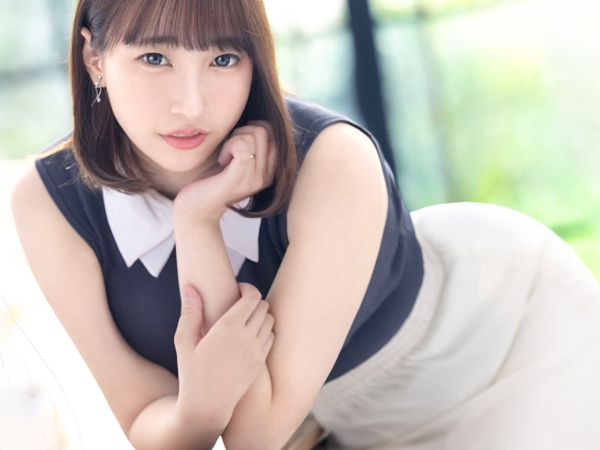 【むっちり人妻のAVデビュー】 Eカップの奥様が旦那公認でエロい挑戦! 他人棒に貫かれ、人妻マ○コは感じまくり♡ 禁断の快感に溺れる!