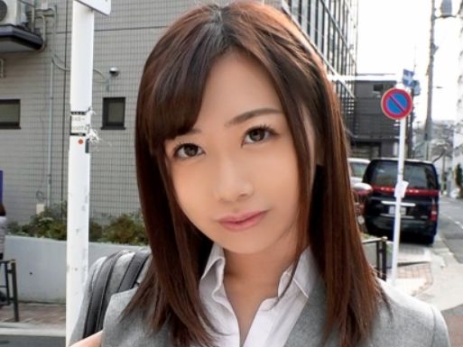 【Fカップ美人教師の秘密】生徒にオマ○コを弄られ、快感に溺れる！ 禁断の学園エロストーリー♡