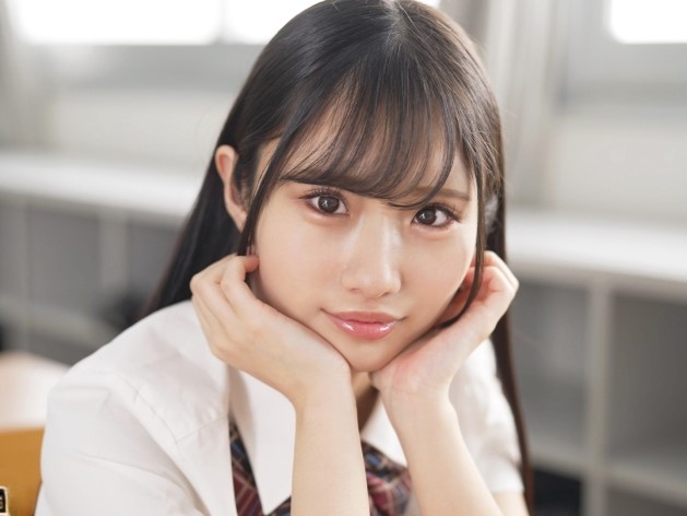 【制服美少女との甘い思い出】 幼馴染と学校でこっそりエッチな時間♡ 純粋な美少女との主観ラブストーリー！