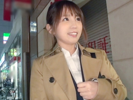 【OLの巨乳誘惑】 ナンパしたら即ハメOKのドスケベOL！ 柔らかおっぱいでパイズリ天国、オフィスで中出し不倫セックス♡