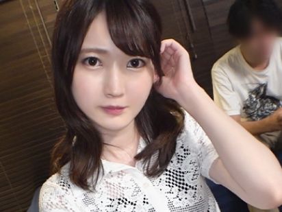 【彼氏公認の寝取り】 アイドル級カノジョを友達に貸し出し！ 彼氏の目の前でイチャイチャNTR、嫉妬と興奮のW刺激で大絶叫♡
