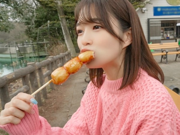 【ロリJDとおじさんの禁断プレイ】 ちっぱい美少女が年上男性に翻弄される！ キツキツな身体にデカチンをぶち込まれ絶頂♡