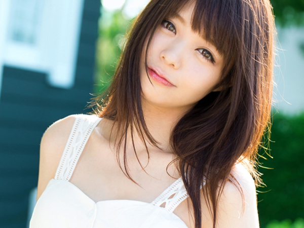【貧乳美少女の初体験】 小さな胸を揺らして感じる♡ 初めての生ハメでイキまくり、可愛い顔がトロけちゃう！