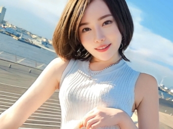 【色白美ボディ♡エロ乱れ騎乗位】 スペック高すぎ美女とねっとり絡み合う！ 激しく腰を振る騎乗位セックスに溺れる！