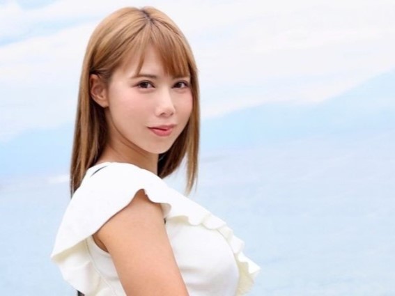 【人妻ギャルの舌技】 旦那を忘れるほどの濃厚フェラ！ ねっとり舌使いで男を骨抜きにするエロ奥様♡