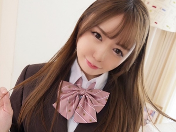 【素人×ティーンエイジャー】どこにでも居そうな女子校生（19）とイラマチオを楽しんじゃおう！