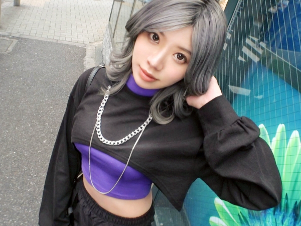 【素人娘のナマな反応】 へそ出しギャルをナンパしてAVデビュー！ 恥じらいながらも感じちゃうドキドキの初体験♡