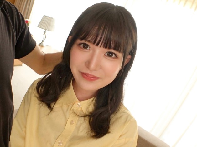 【素人】小さなお口でフェラチオしてくれる美少女JDちゃん♡手マンでおまんこを濡らして生ハメ騎乗位がスタート♡