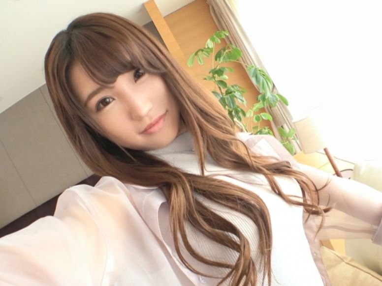 【バックでイキまくる素人娘】 敏感お尻を突き出し、手マンでビショ濡れ♡ チンポで激しく突かれ、エロさ全開の絶頂タイム！