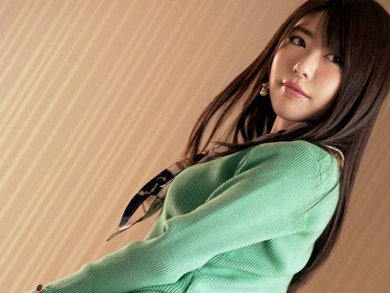 【美人のお天気キャスター】 清楚な顔してエロいカラダ♡ 小さな口にデカチンを咥え、激しく突かれて悶える！