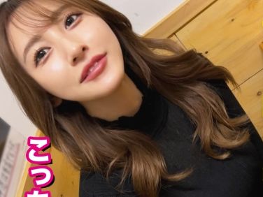 【同級生との再会エッチ】 旦那には見せないエロい人妻ボディ♡ 再会した同級生の巨乳に我慢できず、ホテルで中出しセックス！