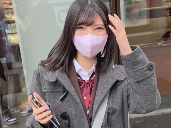 【素人×中出し】制服姿のめちゃカワな女の子がオジサンと交尾♡パンスト破られて子宮に種付けされちゃう♡