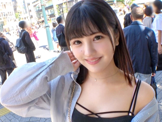 【バックで突かれちゃう♡】 キュートな美少女のナンパSEX！ 締まり抜群の美マンに生チンをぶち込む！