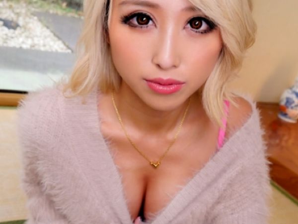 【黒ギャル美尻】数年ぶりに再会した子が黒ギャル化！はみ出る美尻にたまらず即ハメしたら…痴女られ4回連続生ハメ♡