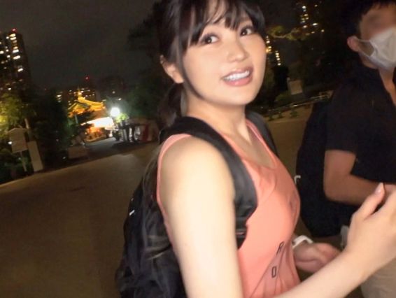 【素人】運動頑張ってるお姉さん！発達した身体が性欲そそります！おっぱいもお尻も美味しそう！しかも淫乱に滴る身体です！