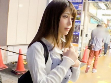 ＜素人×ワンナイト＞色白スリム美乳で美尻の美少女♫男日照りで敏感系♡パイパンまんこに生ハメ鬼突き絶叫アクメでイキ乱れ♪
