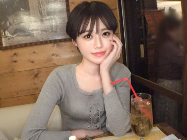 【ボーイッシュ美女の初々しい反応】『気持ちいい…でも恥ずかしい…』スレンダーな細身美女をホテルでクンニ責め！エッチに興味津々な彼女がフェラでご奉仕♡