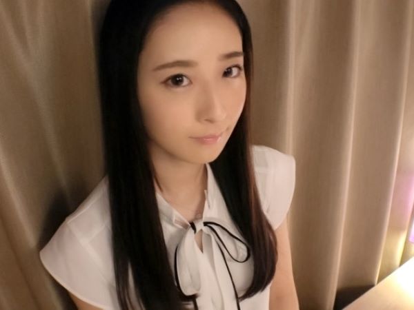【お嬢様の初体験】『恥ずかしい…』超スレンダーな清楚系美少女が初撮りで大胆SEX！流し台で感じまくり、身体をのけ反らせてイキまくる！お嬢様の隠れたエロさにドキドキ！♡