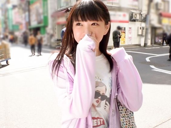 【アニメオタクの極上美少女】『お金欲しいけど…恥ずかしい…』アイドル級ルックスの素人娘が、アニメグッズ欲しさに初AV挑戦！華奢なカラダを震わせながら、エッチな撮影にドキドキ♥ 敏感なカラダでイキまくる姿は必見！