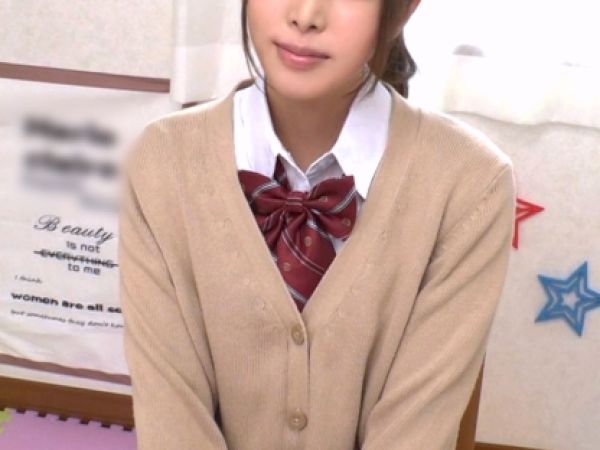 【つるつるマ○コの美少女が初ソープで大胆プレイ】『初めてでドキドキ…』無垢な美少女が人生初のソープ体験で大興奮！鳥肌立つほどの快感に連続アクメ！！敏感ボディがエロすぎる！♡