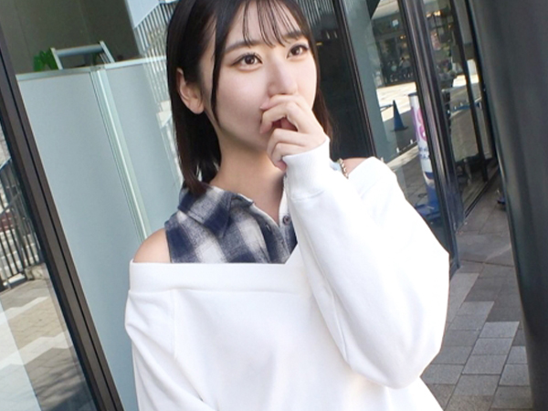 【ガチナンパで発掘！色白スレンダー美女】『彼氏のことなんて忘れちゃう…』極上ボディの素人娘がNTRチンポで膣奥を激突きされ、彼氏以外の快感に溺れる！スレンダーなカラダが乱れる、禁断の浮気セックス♡