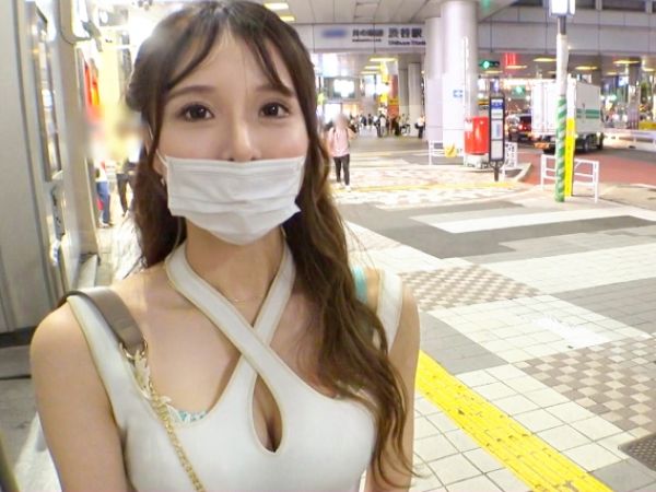 【街角ナンパ成功】『久しぶりで…感じちゃう…』マスク美人の巨乳バーテンダーをGET！1年振りのセックスでオマンコびしょ濡れ！チンポ咥えて大洪水、エロすぎる素人娘の淫乱っぷりに驚愕！