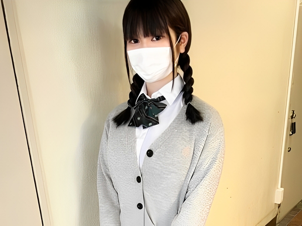 【制服巨乳JKの初体験】『気持ち良すぎる…♡』発育良すぎる女子校生が、たわわに実ったおっぱいでパイズリご奉仕！無邪気な笑顔の裏で、男根にハマり快楽に溺れる！！