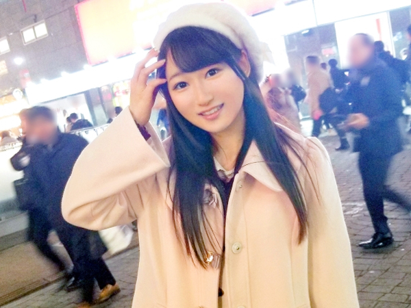 【初撮りスレンダー美少女】『感じちゃう…』貧乳ちっぱい娘がパイパンマンコを激しく突かれ連続アクメ！男優のデカチンに翻弄され、ウブなカラダがエロく乱れる♥︎