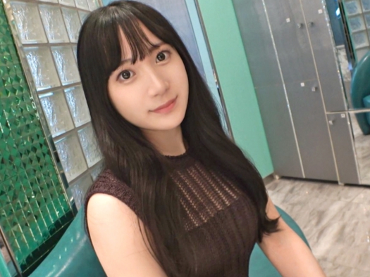 【美白ギャルの腰振り】色白美肌のギャルが手マンでトロトロに感じちゃって、濡れ濡れマ●コで男根を包み込み、激しく腰を振る騎乗位セックスで乱れまくる！♡