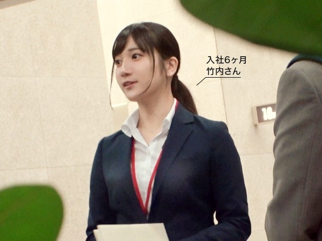 【OL】真面目そうな新卒OLちゃん♥実はTバック履いた隠れビッチｗ先輩社員とホテインしてフェラに足コキ生ハメSEX！