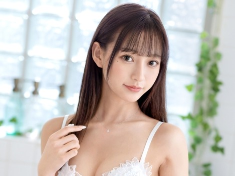 ＜流川夕＞パイパンまんこをくぱぁで全開ご開帳♡エロナースコスは着衣でナマ挿入♫スケスケ水着のオイルプレイで快楽覚醒♡
