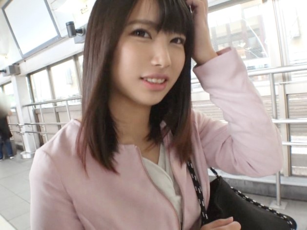 【イチャラブJD】可愛すぎる女子大生とラブラブSEX♡挿入した瞬間、甘い声が漏れちゃう！ウブな反応がたまらない！