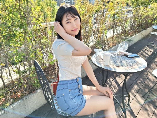 【素人パン屋さん】清楚な顔して性欲モンスター！プリケツ揺らして亀頭をチュパチュパ♥膣奥まで激しく突かれて、痙攣しながらイキまくるすけべな本性！！