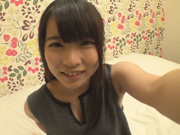 【ウブ娘の秘密のオナニー】『誰にも見せられない…』素人娘がカメラの前で大胆自慰！顔を赤らめながらマンコを激しく弄り、本気で感じちゃう姿がエロすぎる★